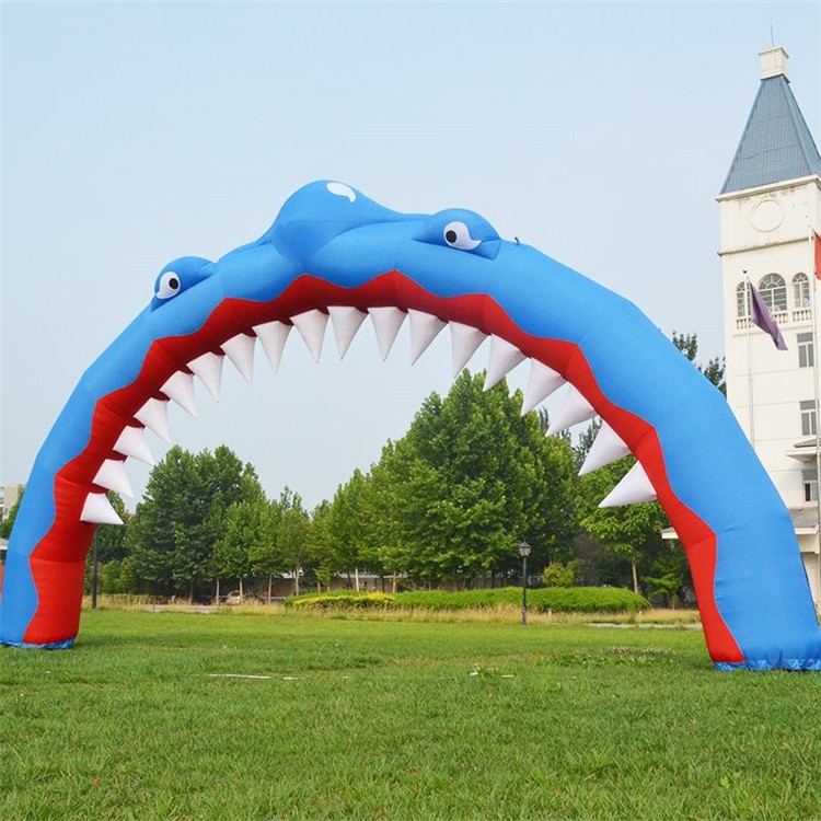 卢龙鲨鱼拱门